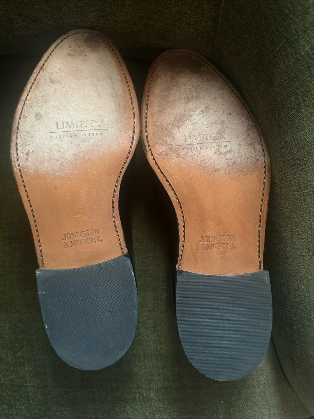 Johnston & Murphy Black Leather Tassel Kiltie Wingtip Loafers